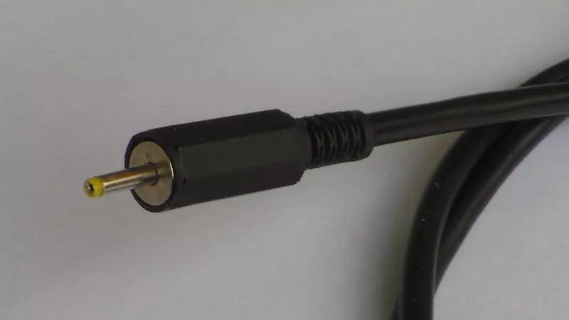     USB кабель 2.5мм. для зарядки планшетов. 